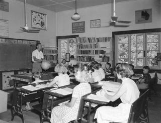Cockatoo Island School 1953 010796d