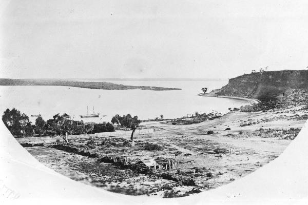 Black and white photo Perth foreshore and Mounts Bay circa 1870