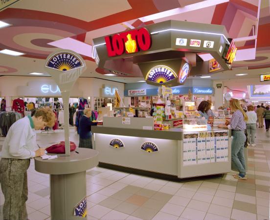 Lotto kiosk Rockingham City Shopping Centre 1993