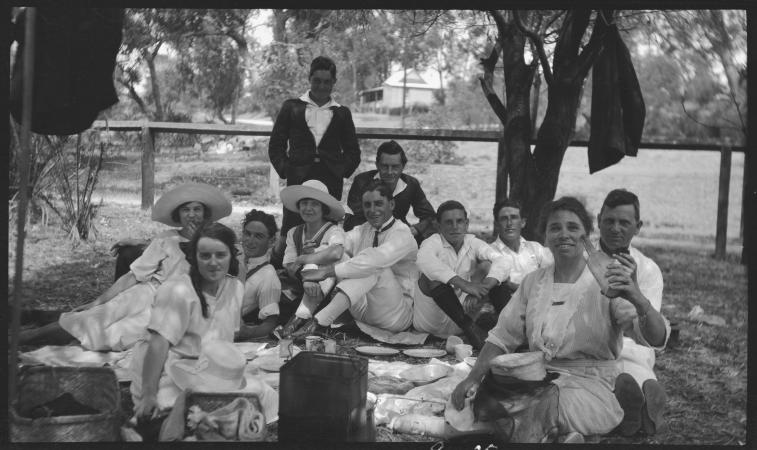 Hicks family at the South Fremantle Sailing Club picnic 1924