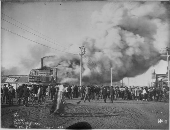 The Tattersalls Hotel Semaphore Chambers and other buildings burn down in Hannan Street Kalgoorlie 30 January 1899