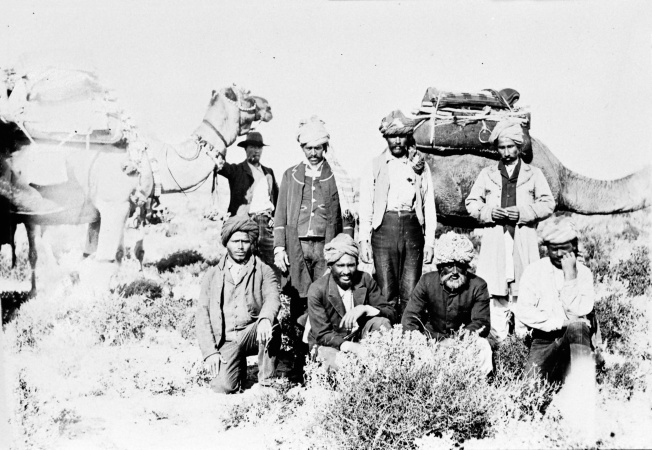 Camel men in Eucla 1900
