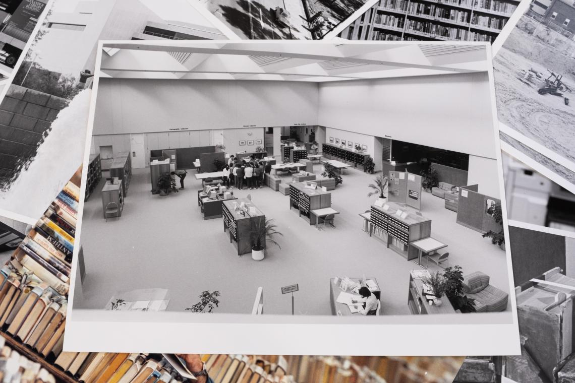 Alexander Library Building interior Level 3 c1985