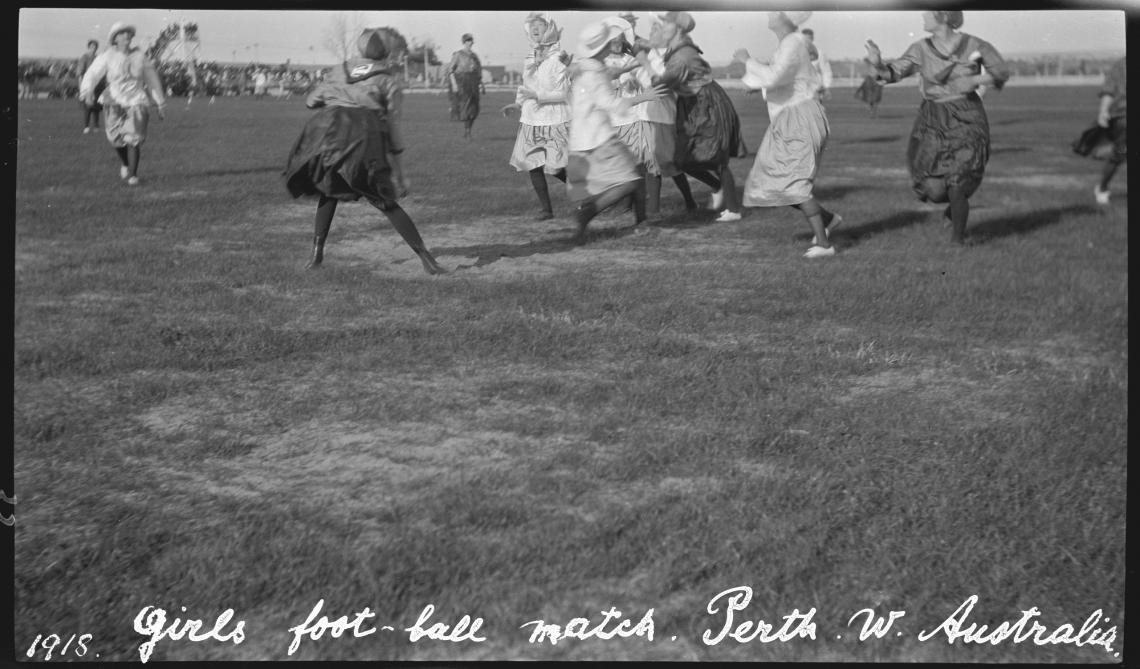 Womens football match 1918