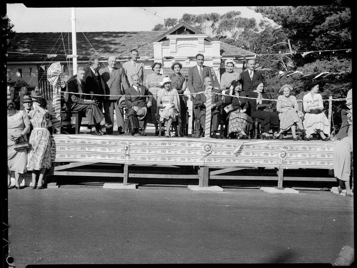 Queen Elizabeth II and Prince Philip travel through Claremont during their visit to Perth 1954