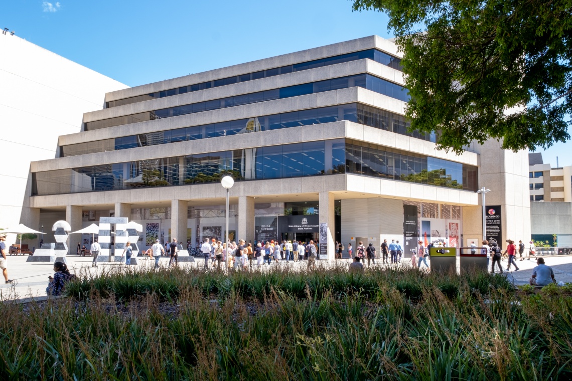 Library building from the Cultural Centre
