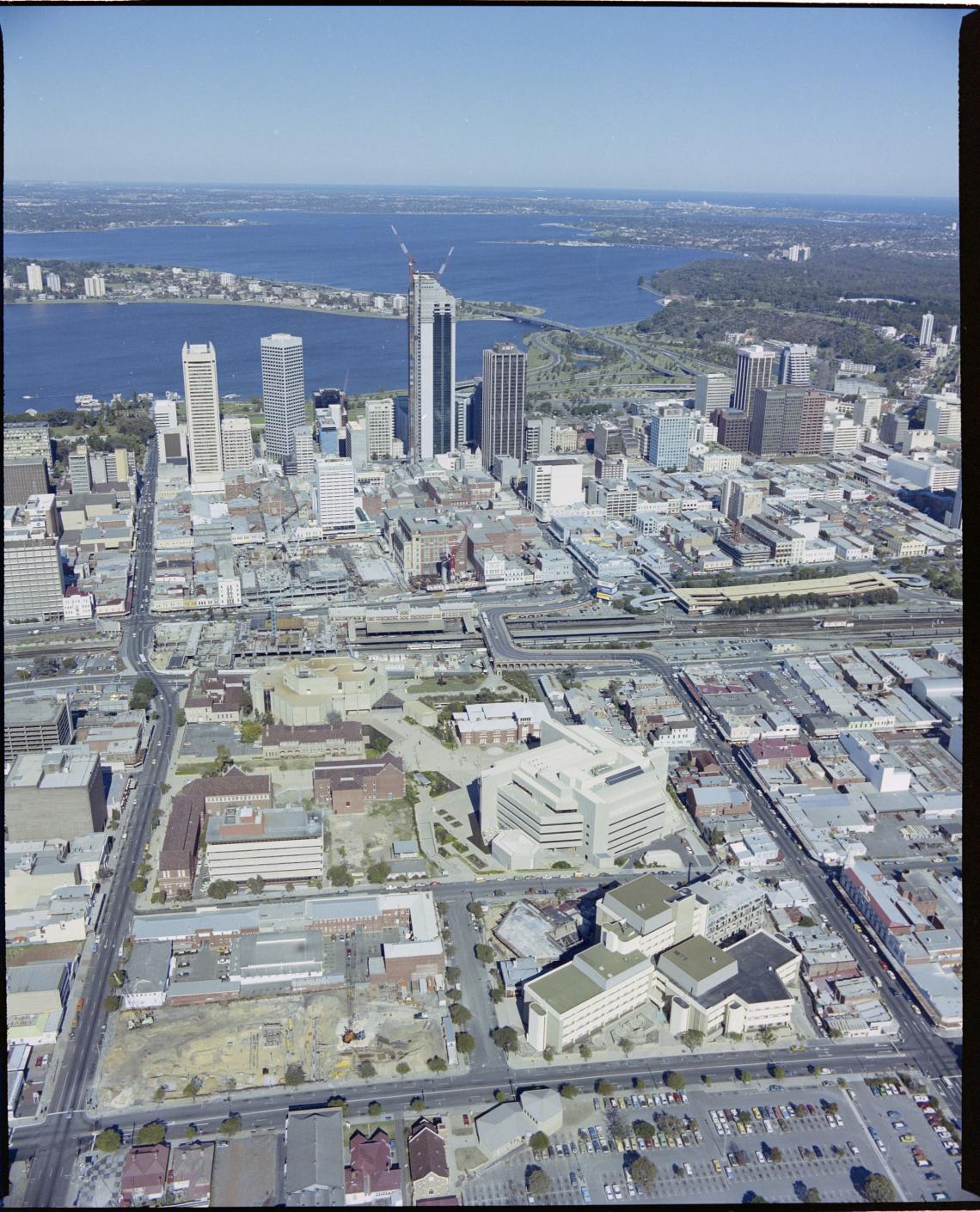 The City of Perth from Aberdeen Street to the river 10 August 1987