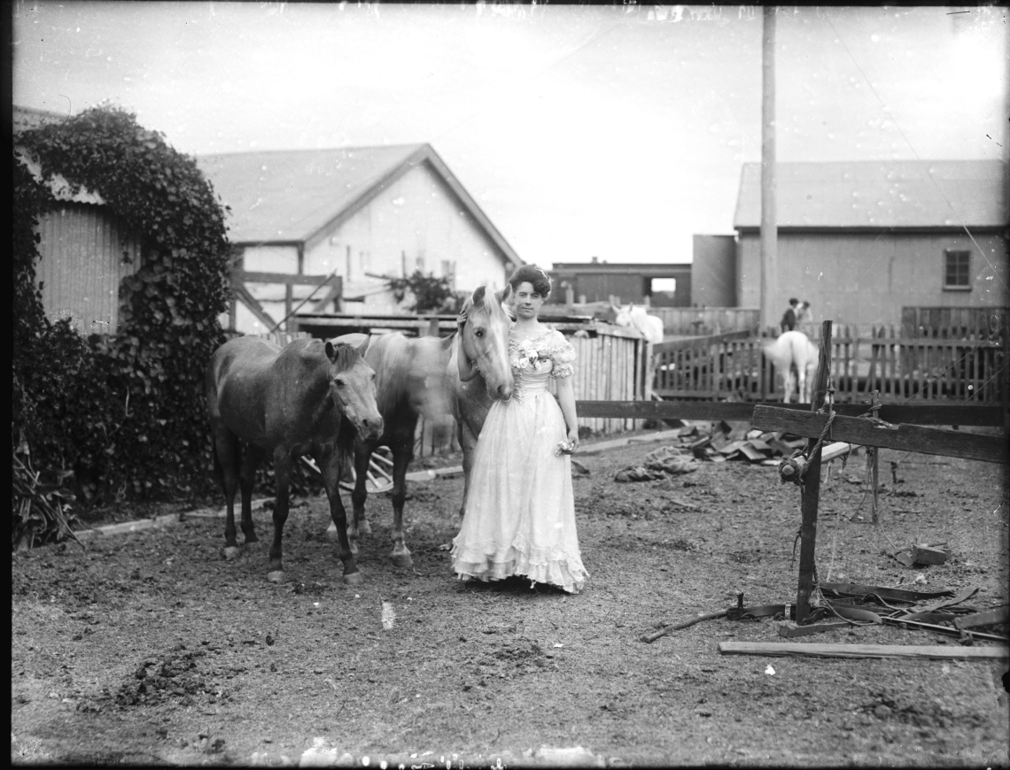 Agnes Hyland and her educated ponies ca1905