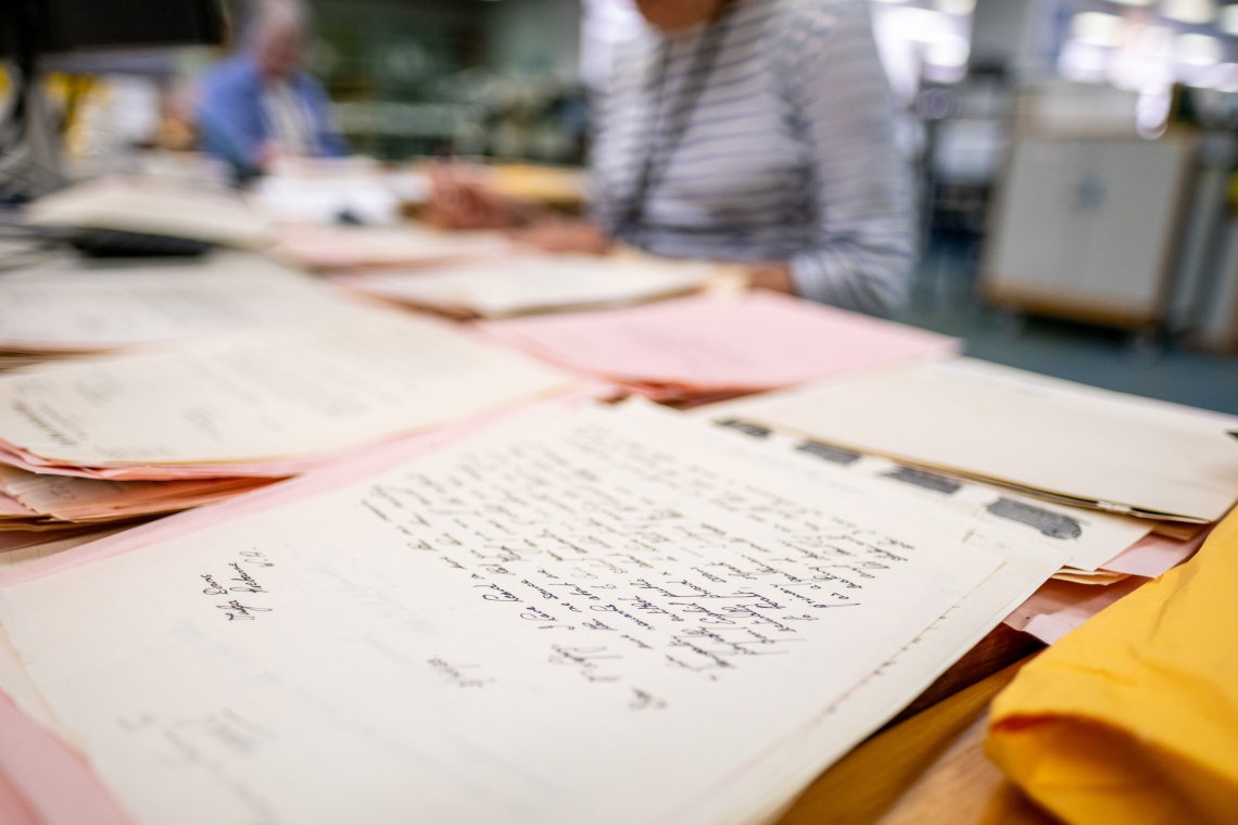 Volunteer indexing letters and documents