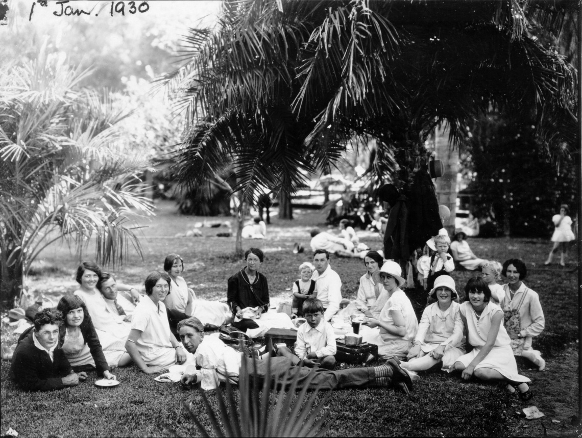 New Years Day family picnic at the South Perth Zoological and Botanical Gardens 1930 